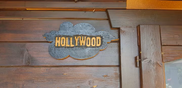 chalet-hollywood